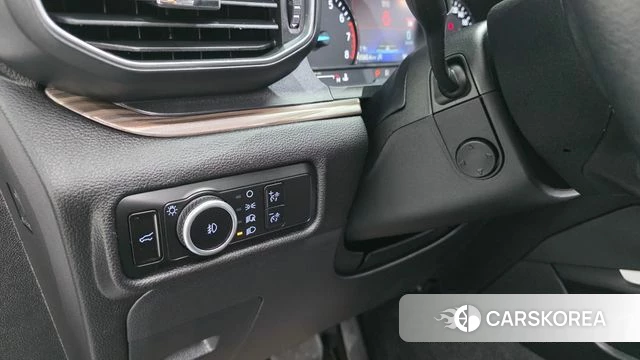 Ford Explorer 6th Generation 2023 Белый из Кореи, фото 4