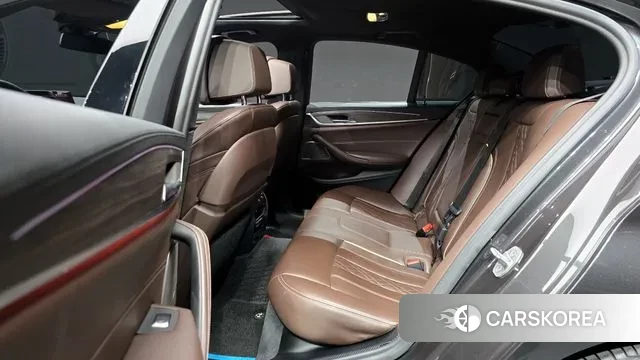 BMW 5 Series (G30) 2020 Серый из Кореи, фото 4