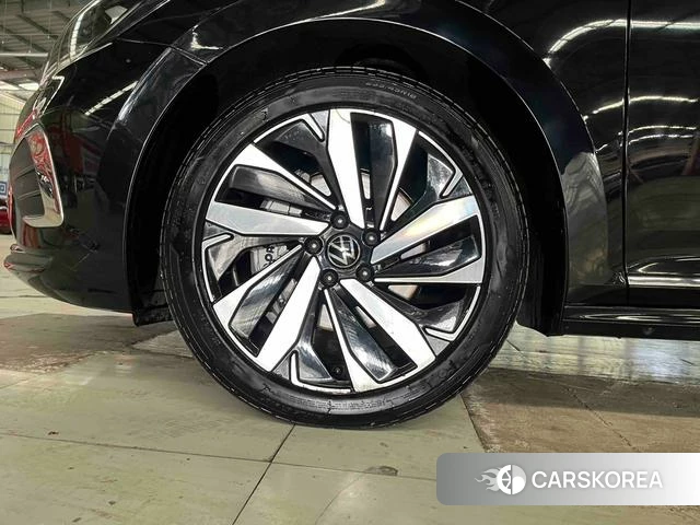 Volkswagen Passat 2024 Черный из Китая, фото 4