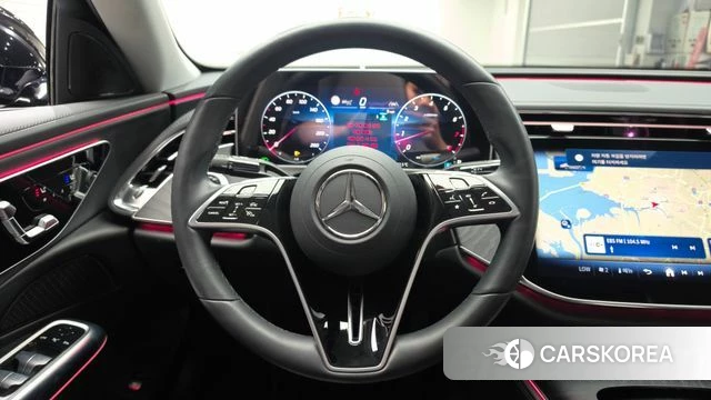 Mercedes-Benz E-Class W214 2024 Черный из Кореи, фото 4