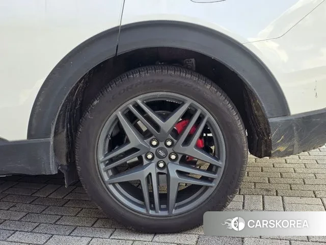 Ford Explorer 6th Generation 2025 Белый из Кореи, фото 4