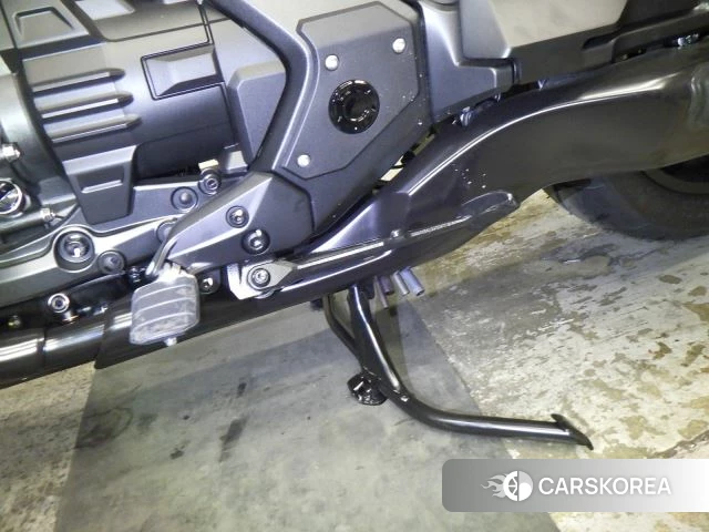 Проданный Honda GL1800 TOUR DCT id 4206174 из Японии