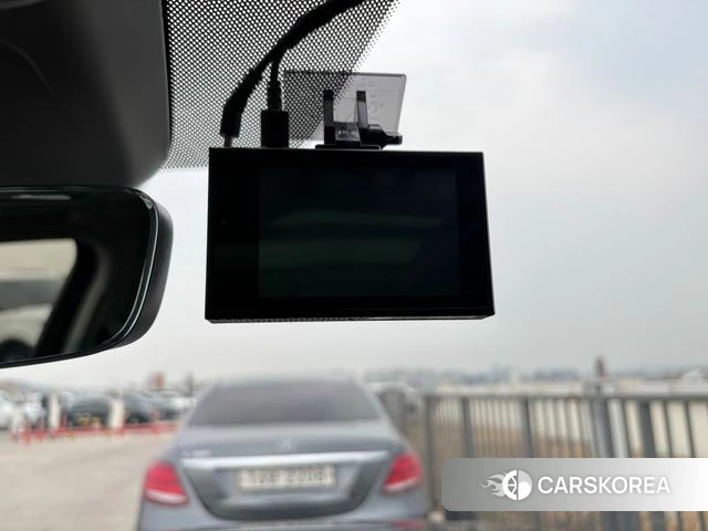 Audi Q3 (F3) 2023 Черный из Кореи, фото 4