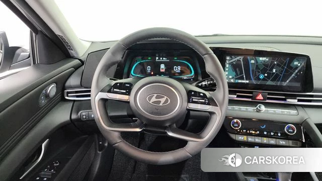 Hyundai The New Avante (CN7) 2025 Серебристо-серый из Кореи, фото 4