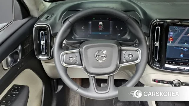 Volvo XC40 2022 Серебряный из Кореи, фото 4