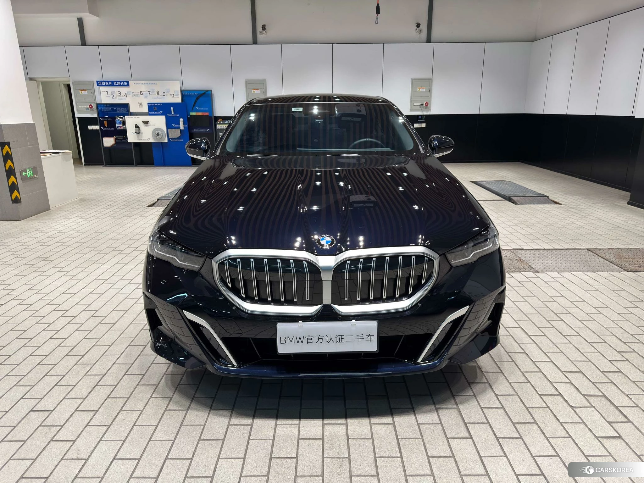 BMW 5 series 2024 Черный из Китая, фото 4