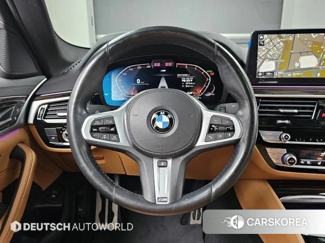 BMW 5 Series (G30) 2021 Белый из Кореи, фото 4