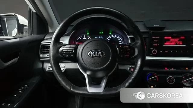 Kia Stonic id 3156434 из Кореи 4