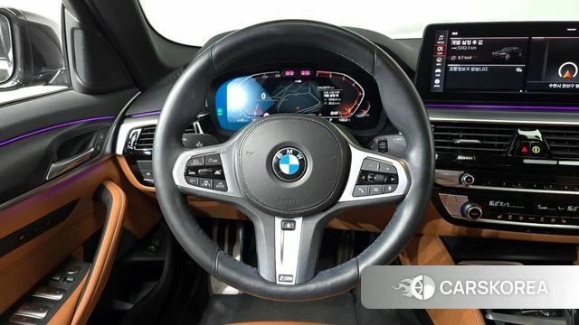 BMW 5 Series (G30) 2021 Черный из Кореи, фото 4