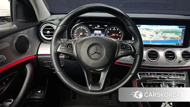 Mercedes-Benz E-Class W213 2018 Белый из Кореи, фото 4