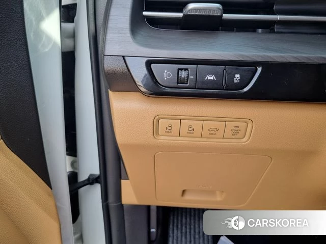 Kia Carnival 4th generation 2023 Белый из Кореи, фото 4