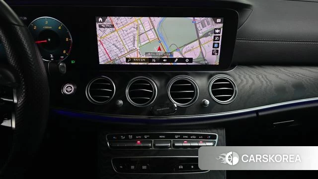Mercedes-Benz E-Class W213 2021 Белый из Кореи, фото 4