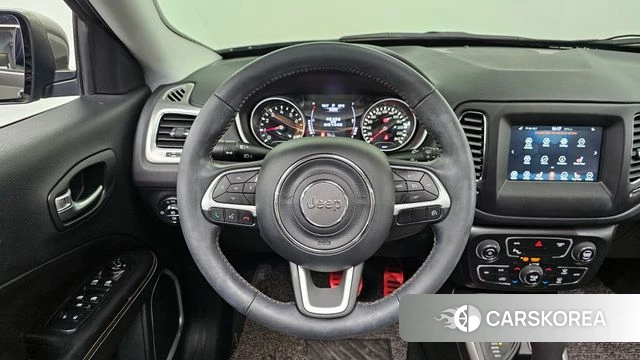 Jeep Compass 2nd Generation 2018 Серый из Кореи, фото 4