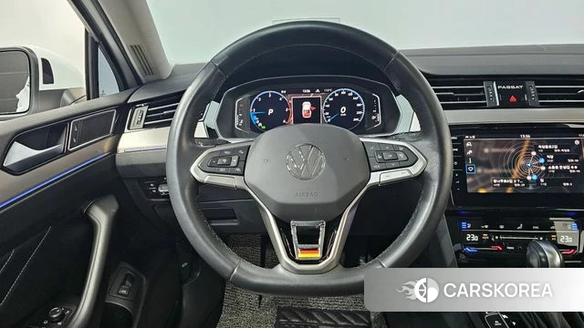 Volkswagen Passat GT (B8) 2022 Белый из Кореи, фото 4