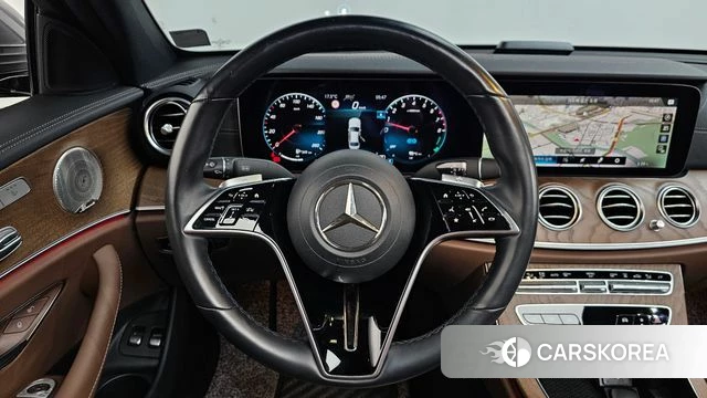 Mercedes-Benz E-Class W213 2021 Серый из Кореи, фото 4