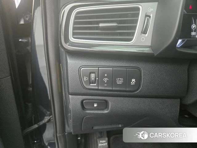 Kia Niro 2018 Темно-зеленый из Кореи, фото 4