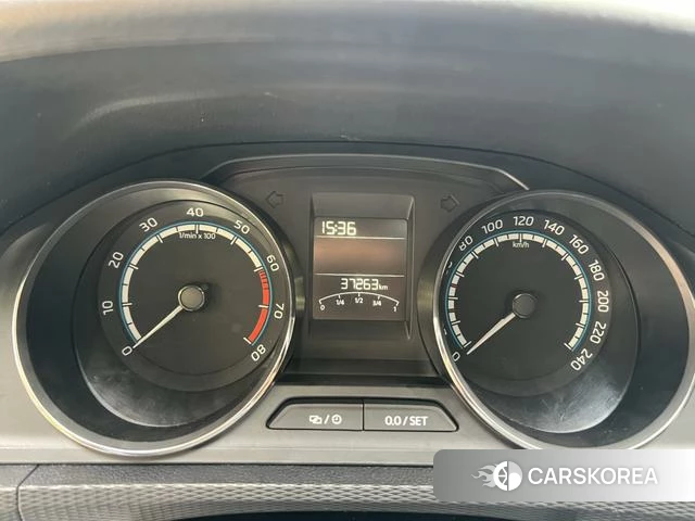Skoda Komick 2022 Белый из Китая, фото 4