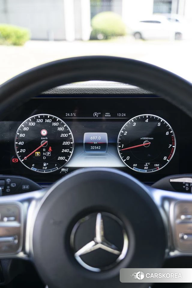 Mercedes-Benz G-class 2024 Черный из Китая, фото 4
