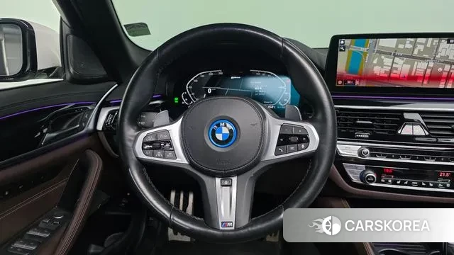 BMW 5 Series (G30) 2021 Белый из Кореи, фото 4