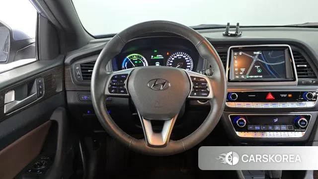Hyundai Sonata New Rise Hybrid 2018 Светло-серебряный цвет из Кореи, фото 4
