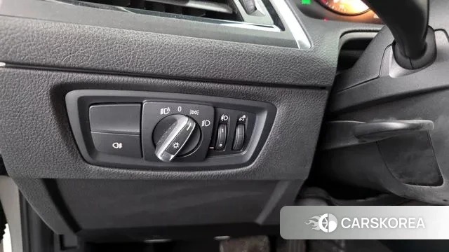 BMW 1 Series (F20) 2018 Белый из Кореи, фото 4