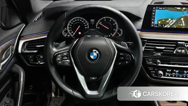 BMW 5 Series (G30) 2018 Серый из Кореи, фото 4