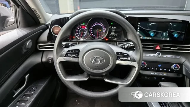 Hyundai Avante (CN7) 2022 Серебристо-серый из Кореи, фото 4