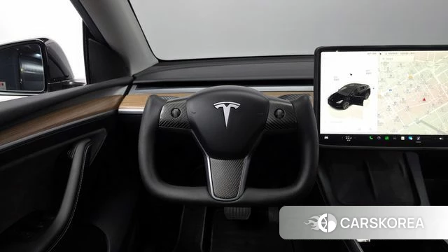 Tesla Model Y 2024 Черный из Кореи, фото 4