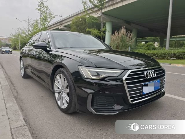Audi A6L 2021 Черный из Китая, фото 4