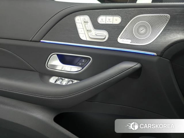 Mercedes-Benz GLE-Class W167 2026 Белый из Кореи, фото 4