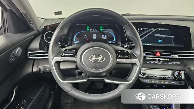 Hyundai The New Avante (CN7) 2024 Серебристо-серый из Кореи, фото 4