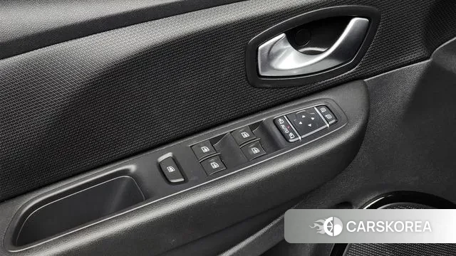 Renault Korea (Samsung) Clio 2019 Красный из Кореи, фото 4