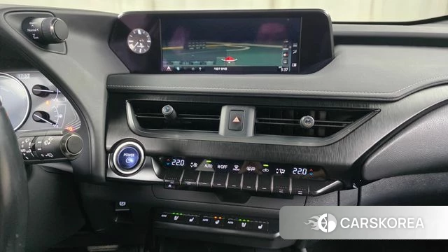 Lexus UX250h 2019 Серый из Кореи, фото 4