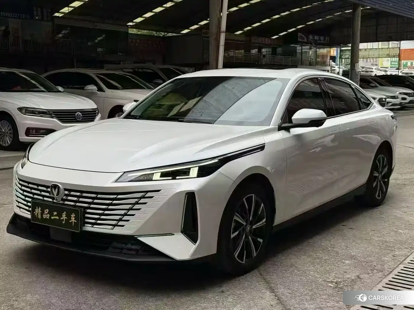 Chang'an Yidong 2024 Белый из Китая, фото 4