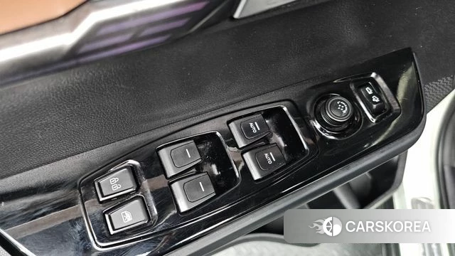 Ssangyong Torres 2023 Белый из Кореи, фото 4