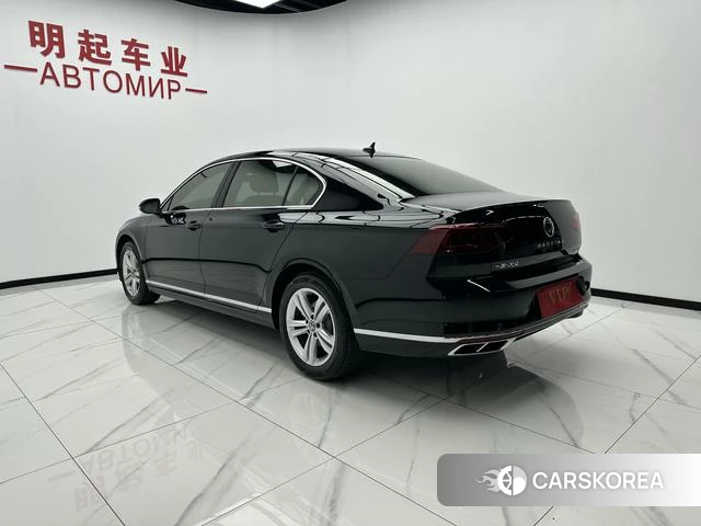 Volkswagen Magotan 2024 Черный из Китая, фото 4