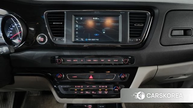 Kia The New Carnival 2018 Черный из Кореи, фото 4