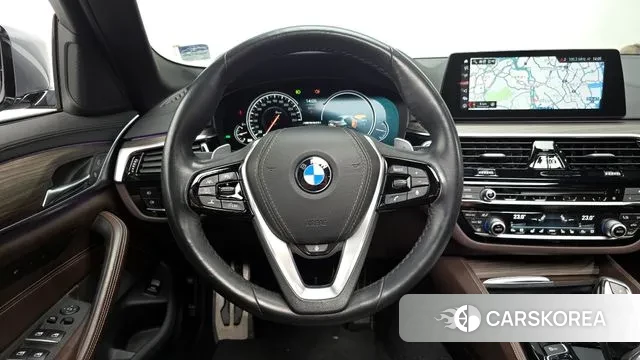 BMW 5 Series (G30) 2018 Серый из Кореи, фото 4