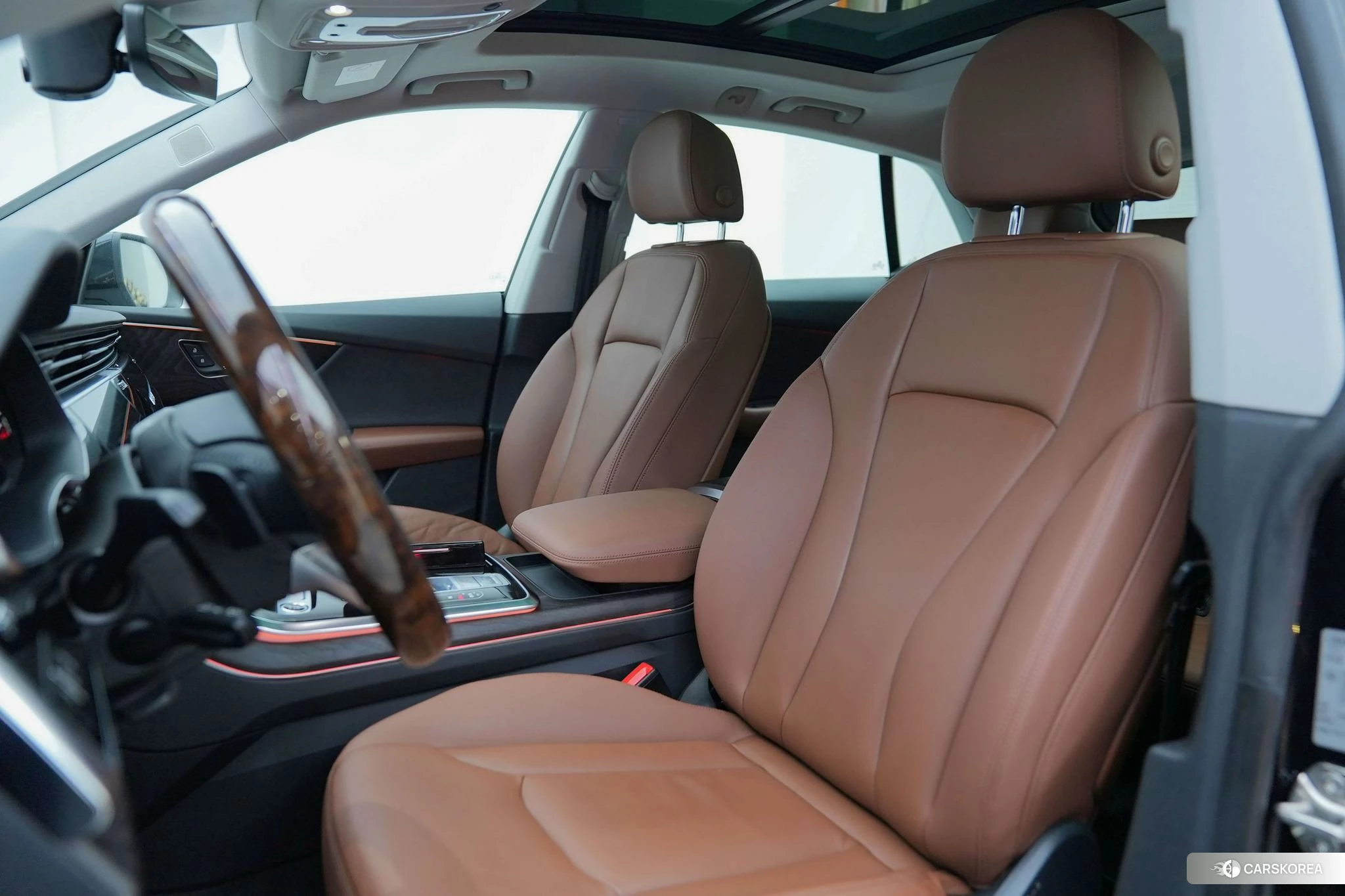 Audi Q8 2020 Черный из Китая, фото 4