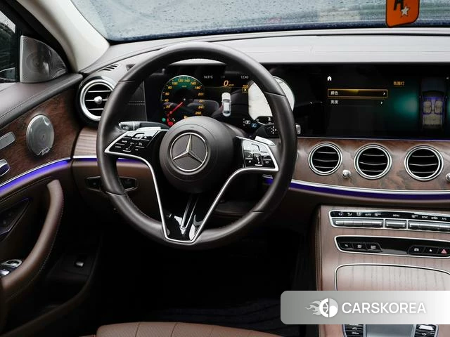 Mercedes-Benz E-class 2024 Черный из Китая, фото 4