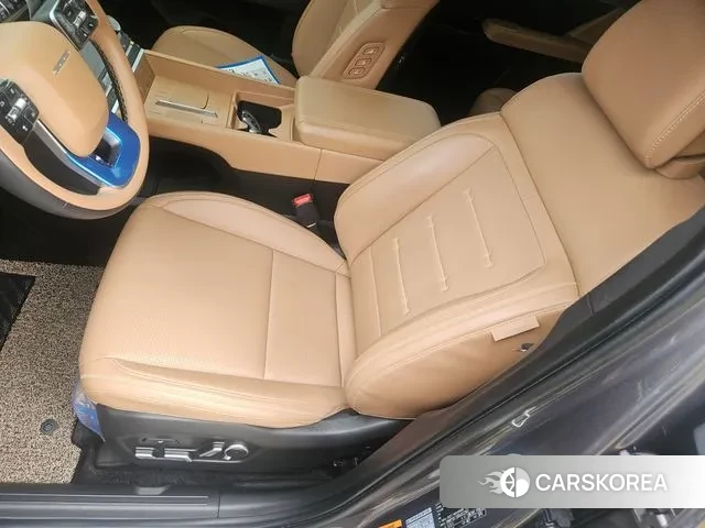 Hyundai Santa Fe (MX5) 2023 Серый из Кореи, фото 4