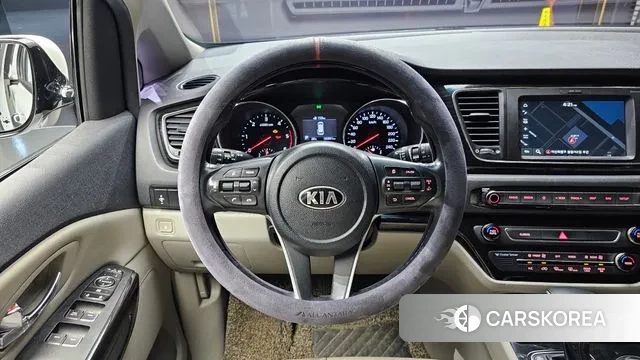 Kia The New Carnival 2018 Белый из Кореи, фото 4