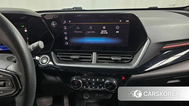 Chevrolet (GM Daewoo) Trax Crossover 2023 Белый из Кореи, фото 4