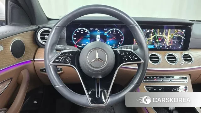 Mercedes-Benz E-Class W213 2022 Белый из Кореи, фото 4