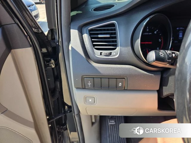 Kia The New Carnival 2019 Черный из Кореи, фото 4