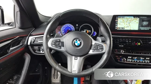 BMW 5 Series (G30) 2018 Белый из Кореи, фото 4