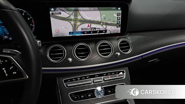 Mercedes-Benz E-Class W213 2022 Черный из Кореи, фото 4