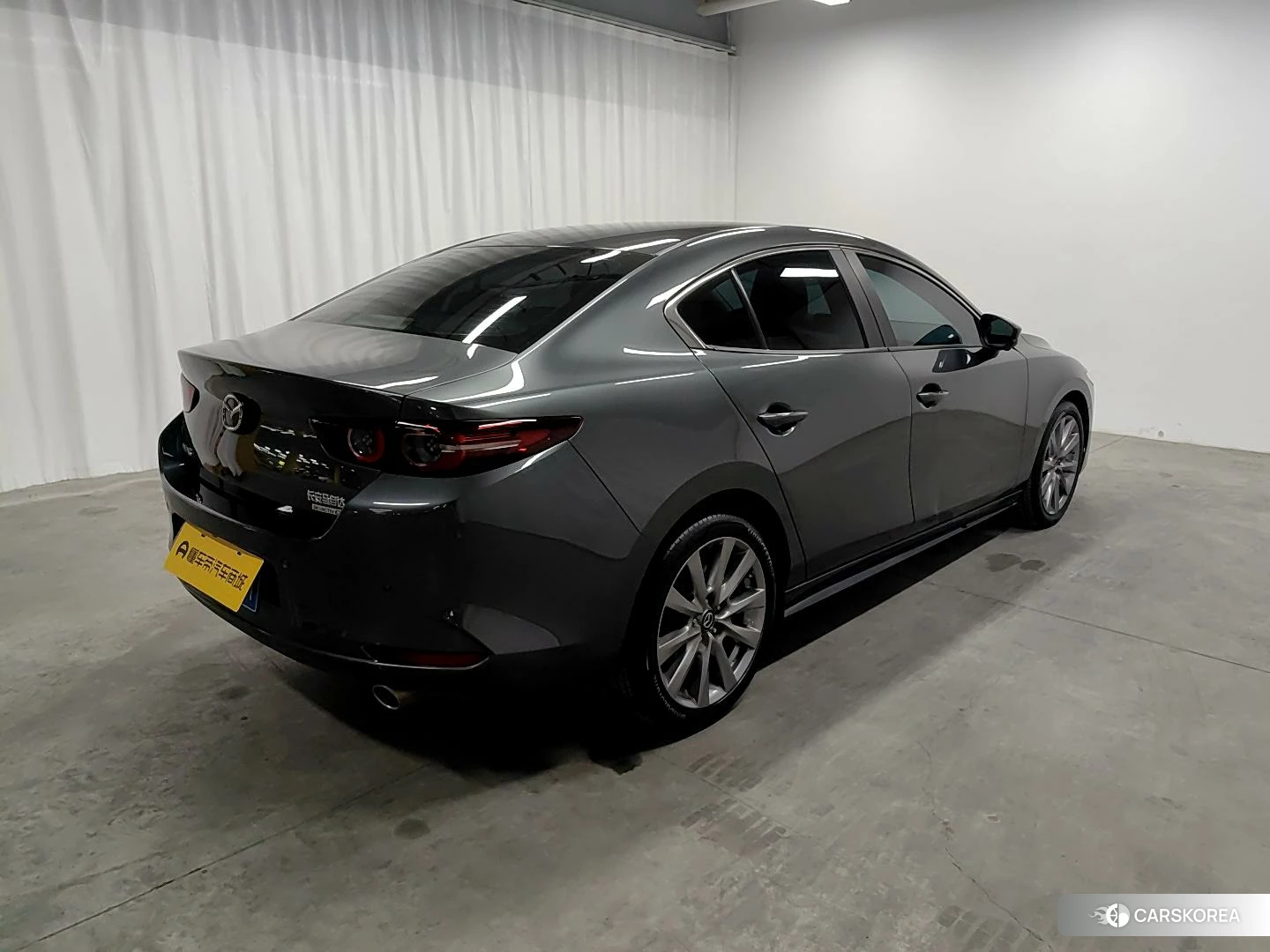 Mazda 3 2022 Темно-серый из Китая, фото 4