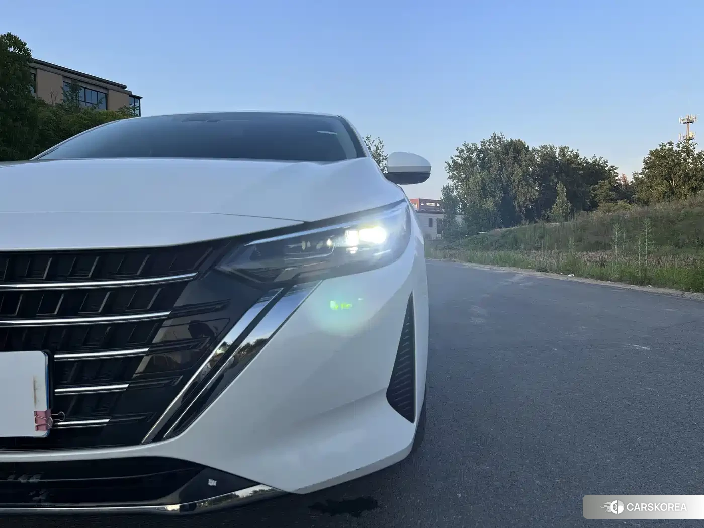 Nissan Sylphy 2024 Белый из Китая, фото 5