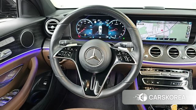 Mercedes-Benz E-Class W213 2023 Черный из Кореи, фото 4